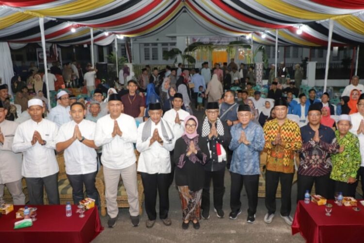 Peringatan haul ke-110 raja sang naualuh damanik bertepatan dengan hari jadi kota pematangsiantar ke-153.