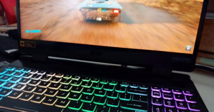 Laptop gaming terbaru: acer nitro 5 12th gen dengan rtx 3050 bikin gamer siap tempur! Acer nitro 5 12th gen, dilengkapi dengan prosesor intel core i5-12500h yang performanya setara dengan i7 generasi sebelumnya dan didukung grafis rtx 3050, laptop ini menjadi pilihan sempurna bagi gamer yang menginginkan kinerja maksimal tanpa menguras kantong.