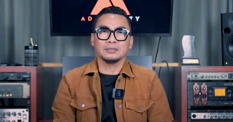 Ady akhirnya resmi melarang naff menyanyikan karya ciptaannya. Keputusan tegas ini menjadi sorotan dunia musik indonesia.