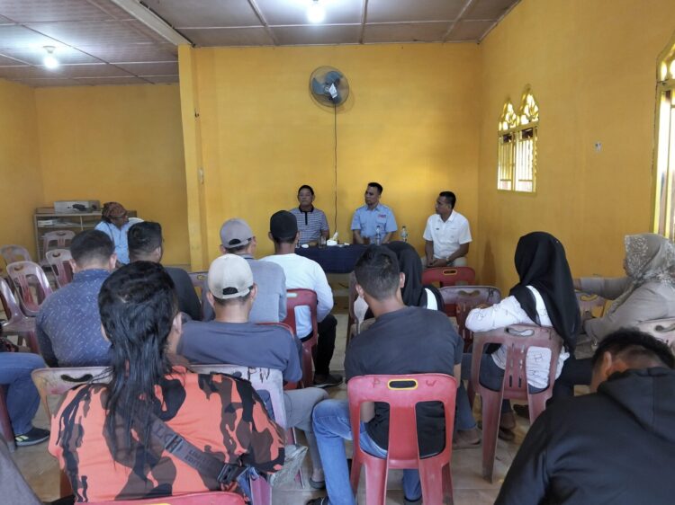 Komitmen untuk majukan simalungun, visi anton-benni disambut antusias di huta silandoyong Komitmen untuk majukan simalungun, visi anton-benni disambut antusias di huta silandoyong