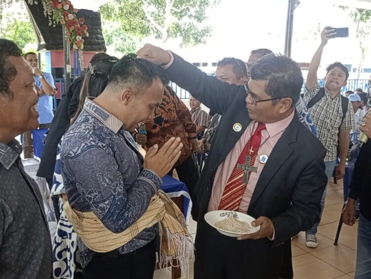 Kontestasi melawan petahana, anton-benny mendapat dukungan dari keluarga besar marga sinaga