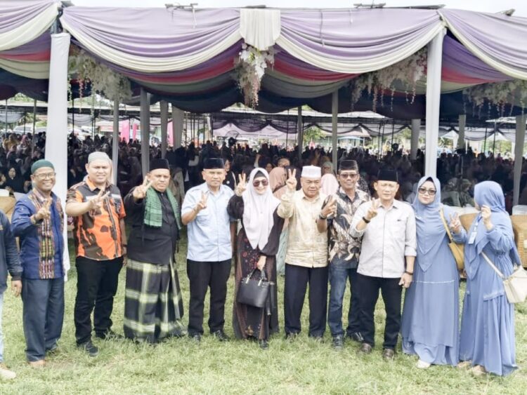 Tabligh akbar penuh hikmat di simalungun, anton saragih berikan santunan anak yatim Tabligh akbar penuh hikmat di simalungun, anton saragih berikan santunan anak yatim