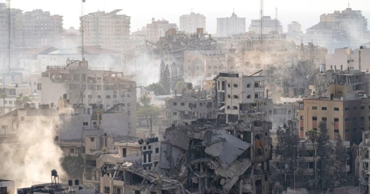Konflik israel-gaza meningkat, korban tewas bertambah dan pbb catat ratusan ribu pengungsi Konflik israel-gaza meningkat, korban tewas bertambah. Kedua pihak terlibat serangan. Dunia internasional harapkan perdamaian.