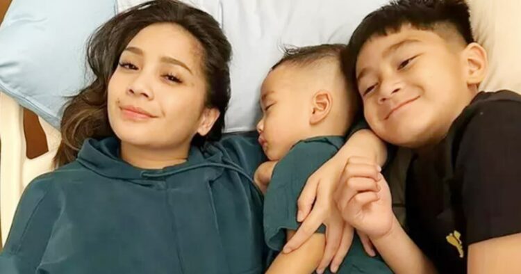 Rayyanza malik ahmad dirawat di rumah sakit, nagita slavina ungkap dugaan penyakitnya Rayyanza malik ahmad