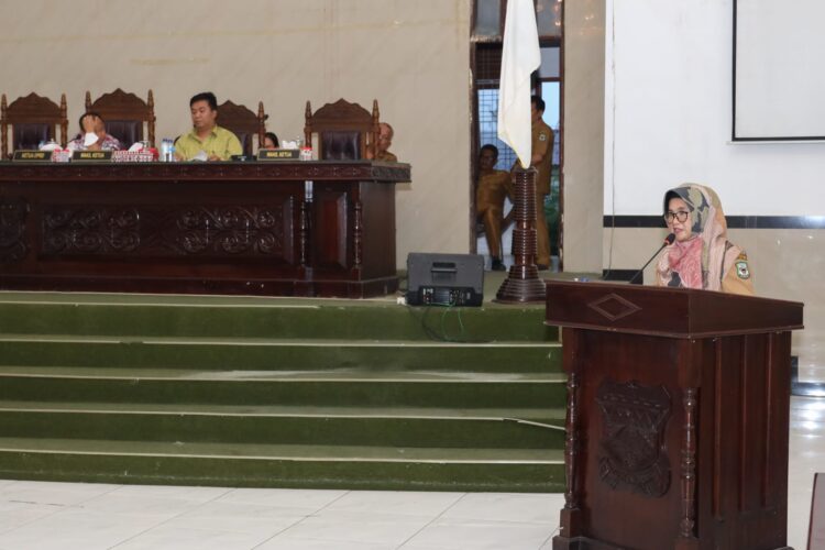 Wali kota pematang siantar merespons pertanyaan dan tanggapan dprd Wali kota pematang siantar, dr. Susanti dewayani, memberikan jawaban tegas terhadap pertanyaan dan tanggapan dari dprd dalam sidang penting, menegaskan komitmennya untuk mewujudkan kesejahteraan masyarakat kota pematang siantar.