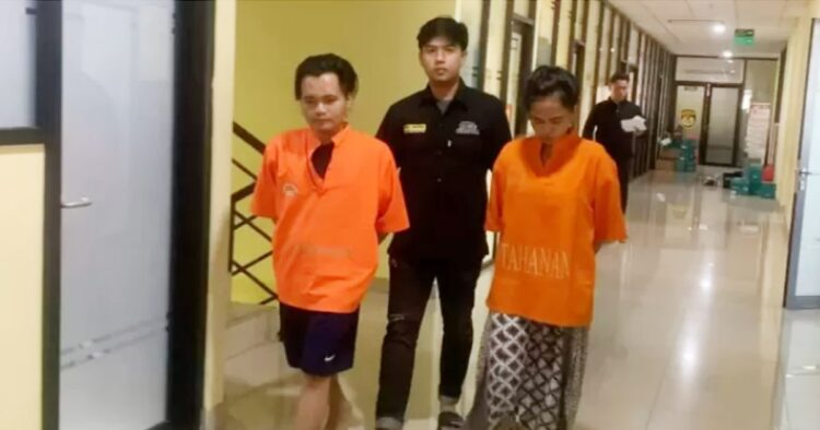 Jaringan open bo anak di bekasi terbongkar, pasutri jadi otak prostol! Jaringan open bo anak terbongkar, pasangan suami istri ditangkap oleh unit ppa polres metro bekasi kota setelah ditemukan terlibat dalam praktik perdagangan seks anak di bawah umur.