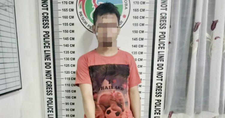 Polisi tangkap pengedar shabu di pematang siantar dengan barang bukti senilai rp217 juta Polisi tangkap pengedar shabu di pematang siantar dengan barang bukti senilai rp217 juta, berkat informasi masyarakat.