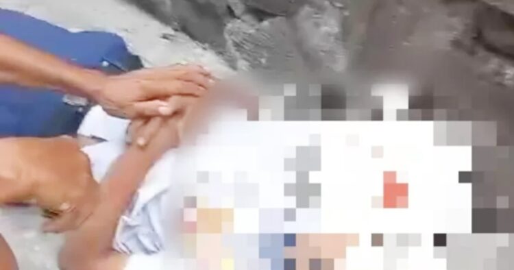 Siswa smp 132 cengkareng tewas setelah terjatuh dari lantai 4 sekolah Seorang siswa smp 132 cengkareng tewas setelah terjatuh dari lantai 4 sekolah. Diduga korban hendak merokok saat jam istirahat.
