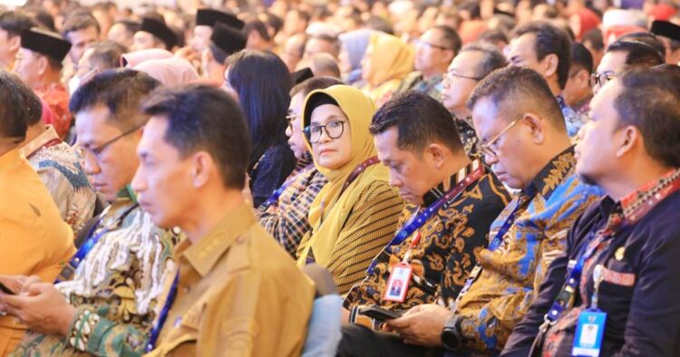 Rakornas p2dd 2023 digelar dengan semangat transformasi digital daerah. Dengan dukungan wali kota pematang siantar dan pejabat tinggi negara, indonesia bersiap maju era digital.