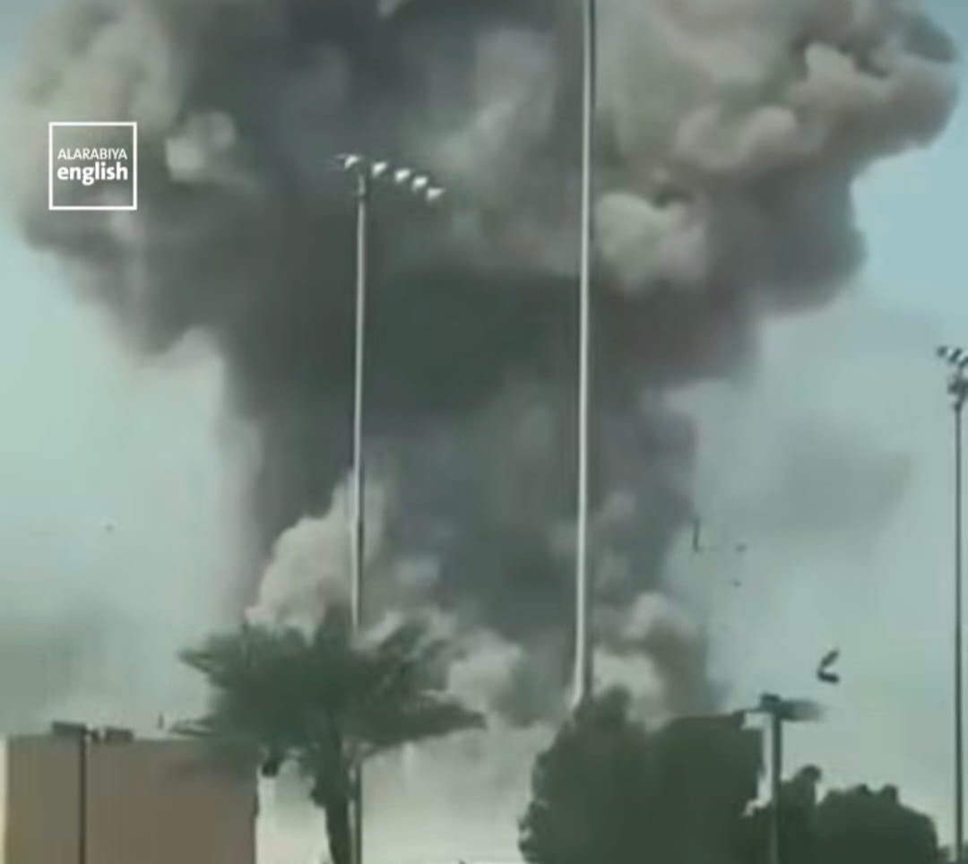 Detik-detik pangkalan militer as di bahrain dihantam rudal balistik iran Detik-detik pangkalan militer as di bahrain dihantam rudal balistik iran