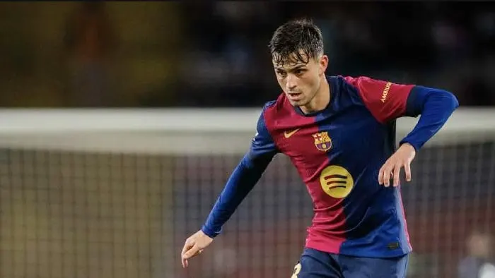 Pedri Jadi Harapan Terakhir Barcelona Hadapi Madrid di El Clasico Bernabeu Pedri menjadi sorotan utama jelang El Clasico Real Madrid vs Barcelona di Santiago Bernabeu, 26 Oktober 2025 pukul 22.15 WIB.