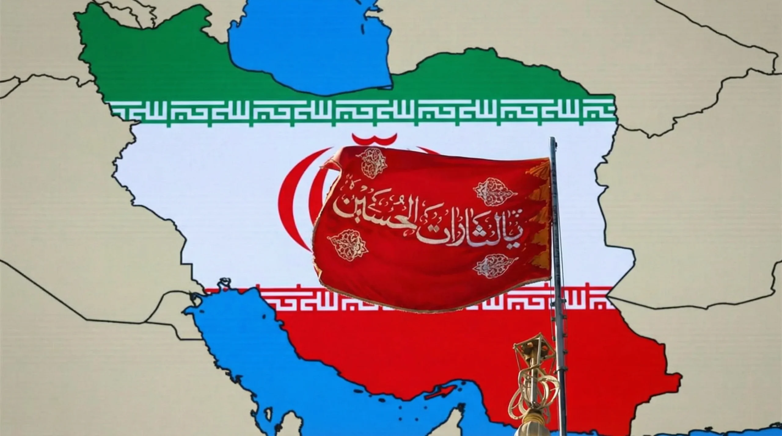 Iran kibarkan bendera darah di qom, simbol balas dendam habis-habisan